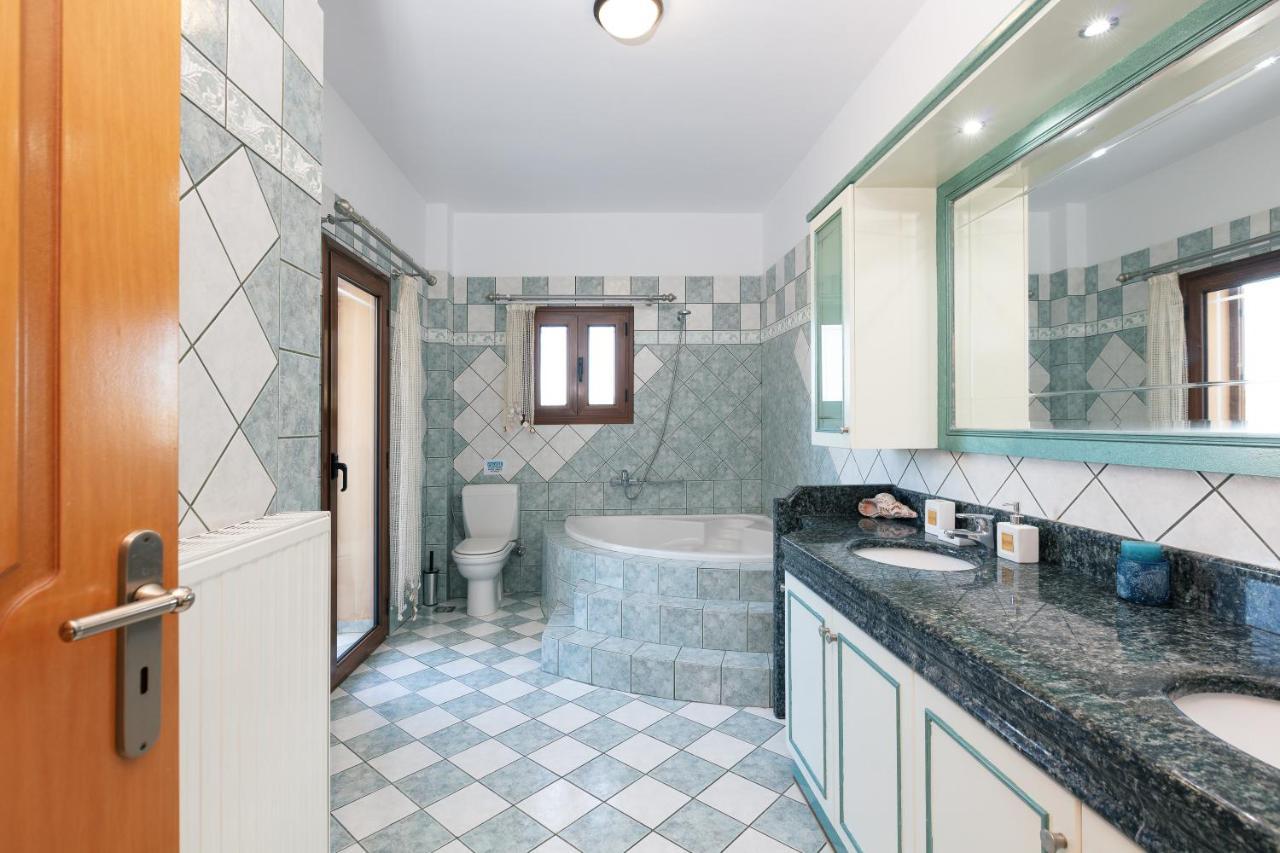 Villa Sevdas Perama  Екстер'єр фото